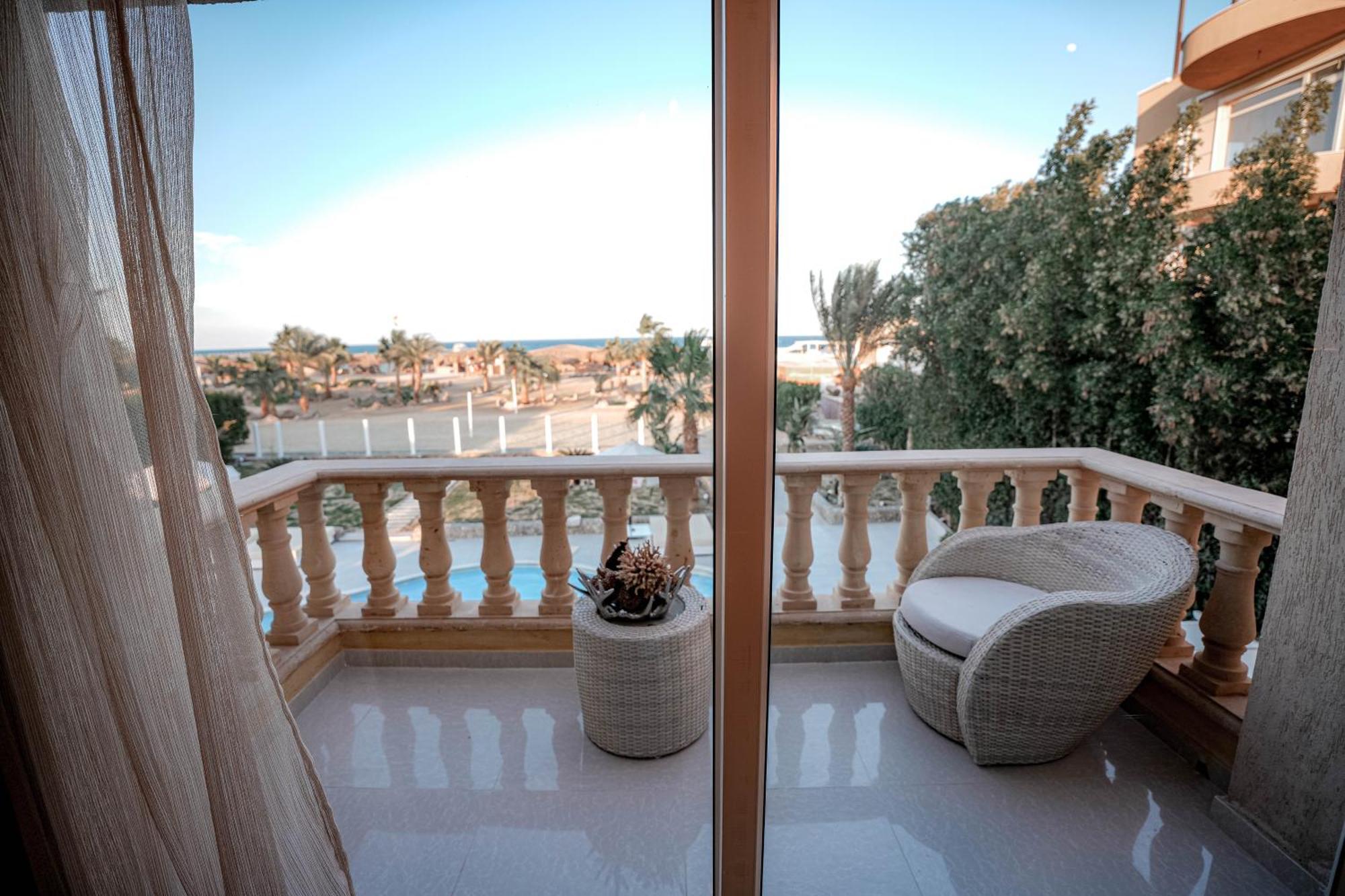 Caves Beach Resort Adults Only Hurghada Buitenkant foto
